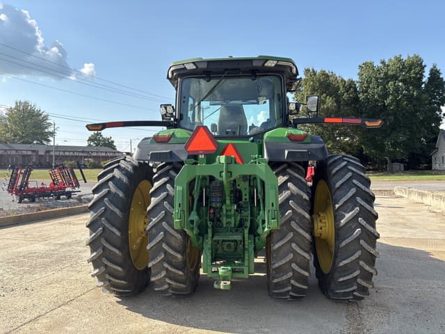 Image of John Deere 8R 310 equipment image 3