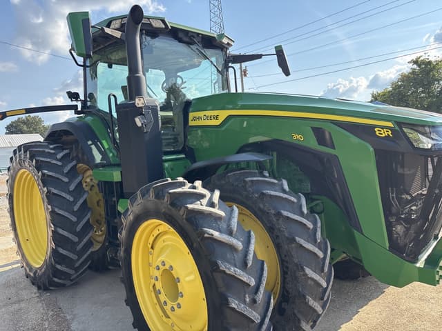 Image of John Deere 8R 310 equipment image 1