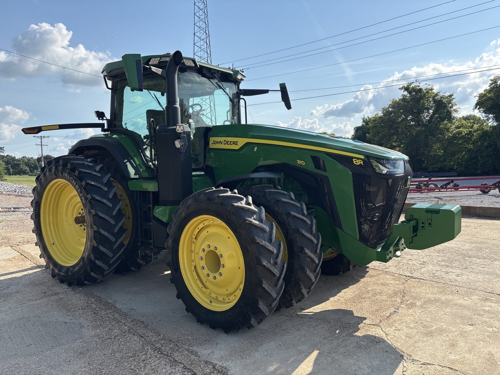 2021 John Deere 8R 310 Equipment Image0