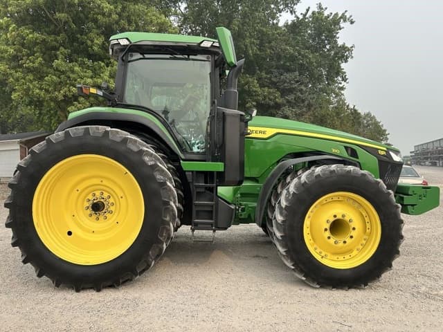 Image of John Deere 8R 310 equipment image 3