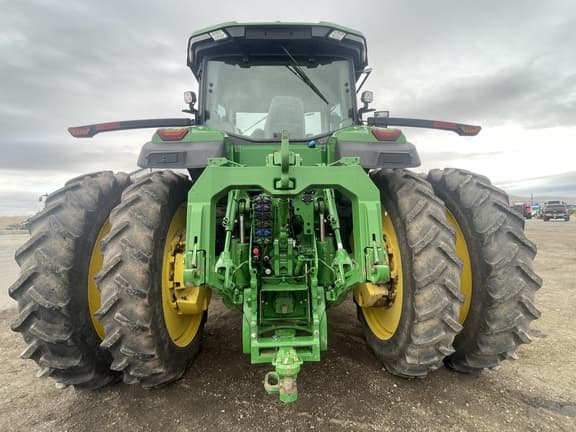 Image of John Deere 8R 310 equipment image 3