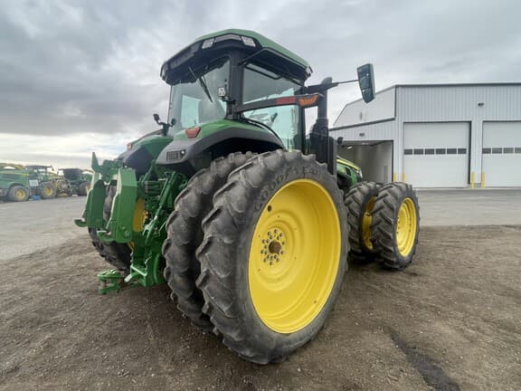 Image of John Deere 8R 310 equipment image 4