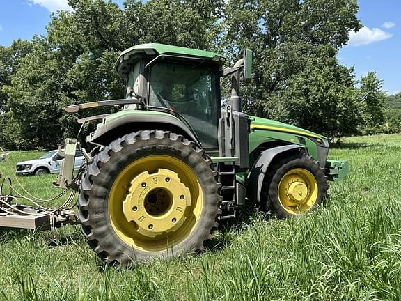 Image of John Deere 8R 310 equipment image 1