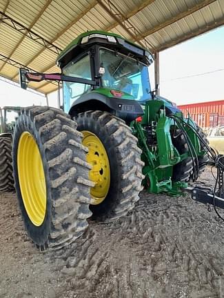 Image of John Deere 8R 310 equipment image 2