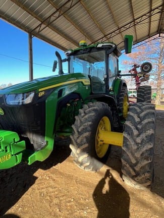 2021 John Deere 8R 310 Equipment Image0