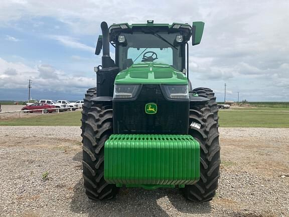 Image of John Deere 8R 310 equipment image 2