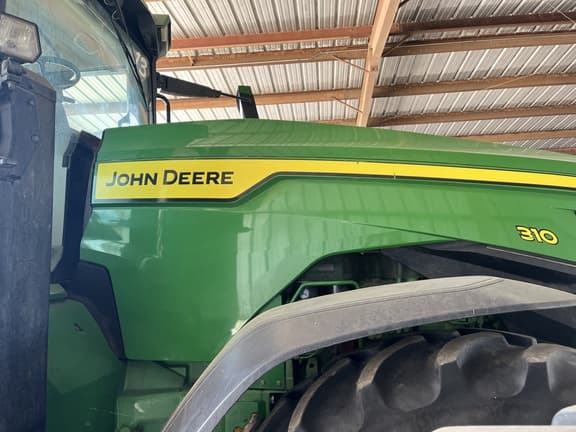 Image of John Deere 8R 310 equipment image 3
