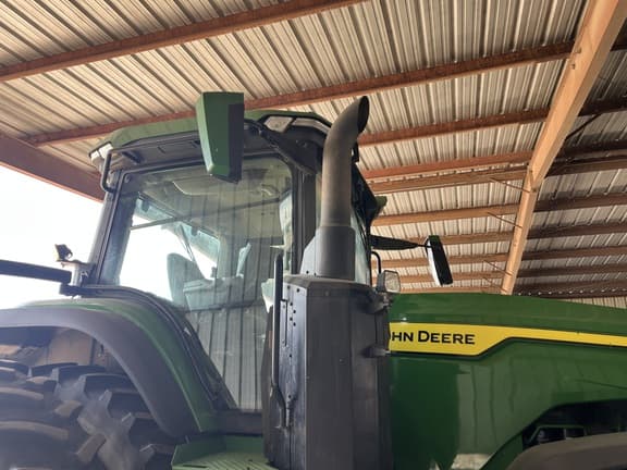 Image of John Deere 8R 310 equipment image 4