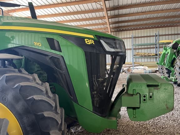 Image of John Deere 8R 310 equipment image 1