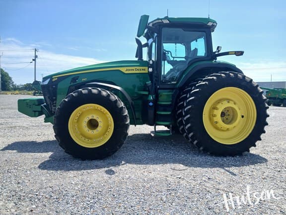 Image of John Deere 8R 310 equipment image 3