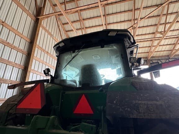 Image of John Deere 8R 310 equipment image 2