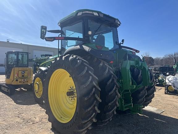 Image of John Deere 8R 310 equipment image 3