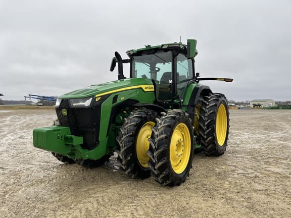 Image of John Deere 8R 310 equipment image 1