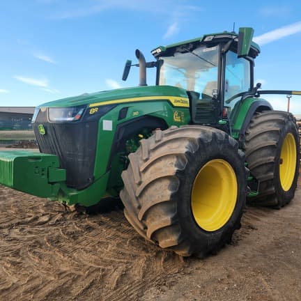 Image of John Deere 8R 310 equipment image 2
