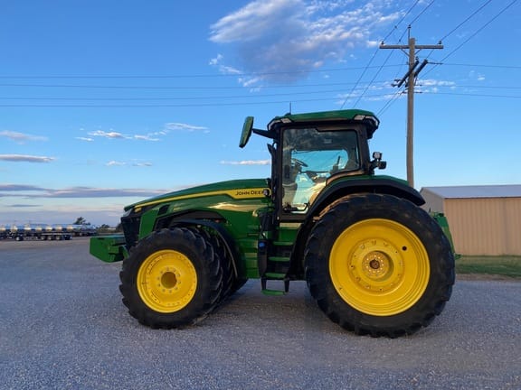 Main image John Deere 8R 310