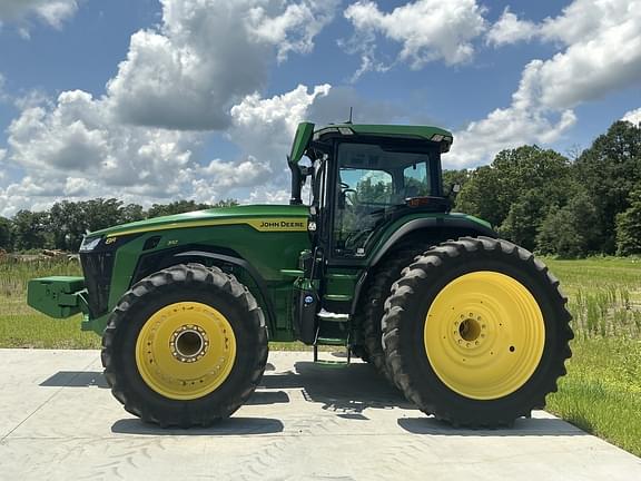 Image of John Deere 8R 310 equipment image 3