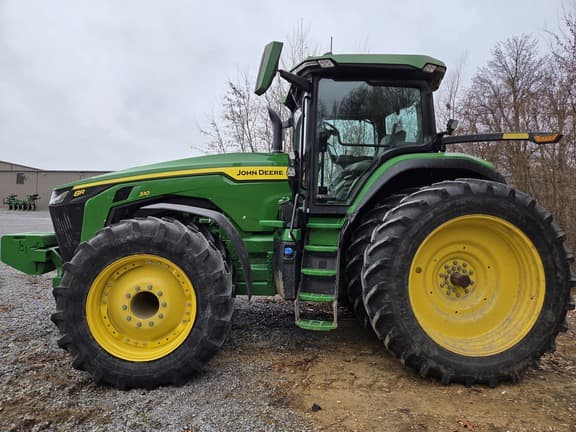Image of John Deere 8R 310 equipment image 2