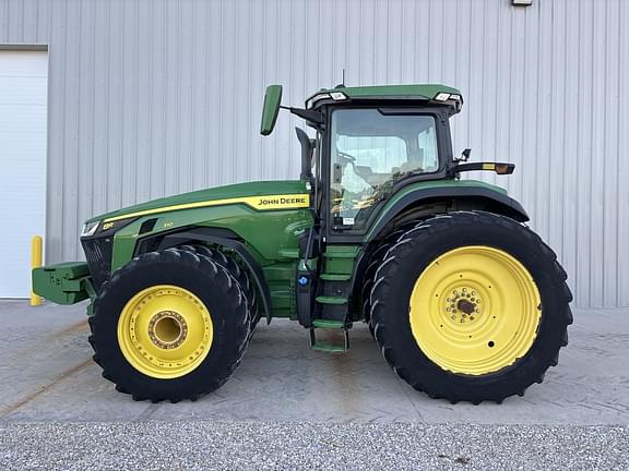 Image of John Deere 8R 310 equipment image 1