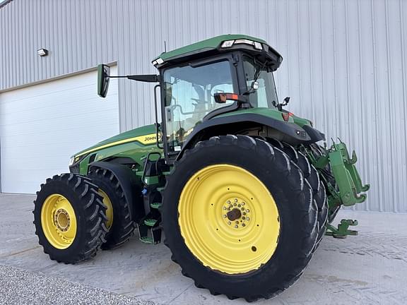 Image of John Deere 8R 310 equipment image 3
