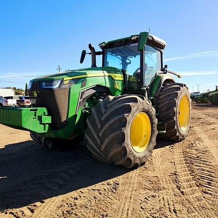 Image of John Deere 8R 310 equipment image 2