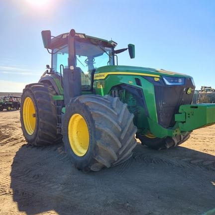 2021 John Deere 8R 310 Equipment Image0