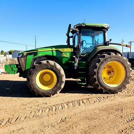 Image of John Deere 8R 310 equipment image 3