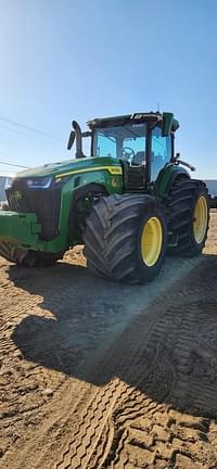 Image of John Deere 8R 310 equipment image 2