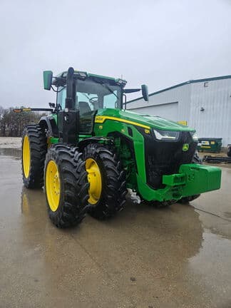 Image of John Deere 8R 310 equipment image 3