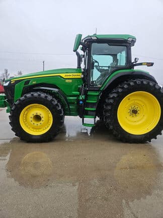 Image of John Deere 8R 310 equipment image 1