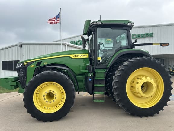 Image of John Deere 8R 310 equipment image 1