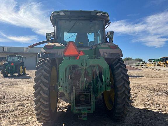 Image of John Deere 8R 310 equipment image 2