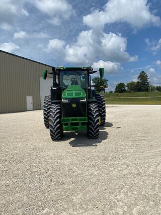 Image of John Deere 8R 310 equipment image 2