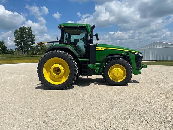 Image of John Deere 8R 310 equipment image 4