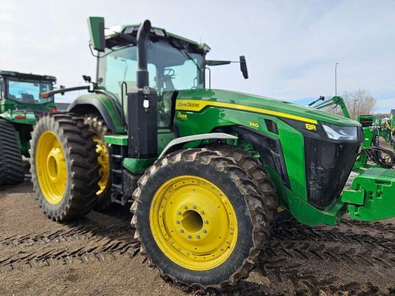 Image of John Deere 8R 340 equipment image 2