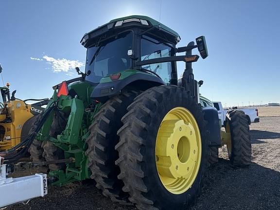 Image of John Deere 8R 340 equipment image 2