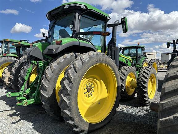 Image of John Deere 8R 340 equipment image 4