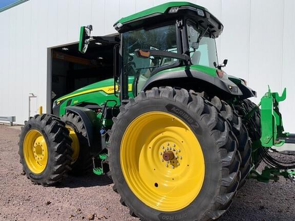 Image of John Deere 8R 340 equipment image 2