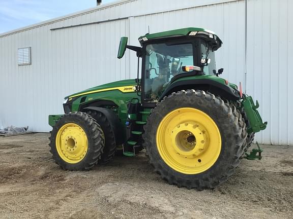 Image of John Deere 8R 340 equipment image 3