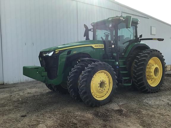 Image of John Deere 8R 340 equipment image 1