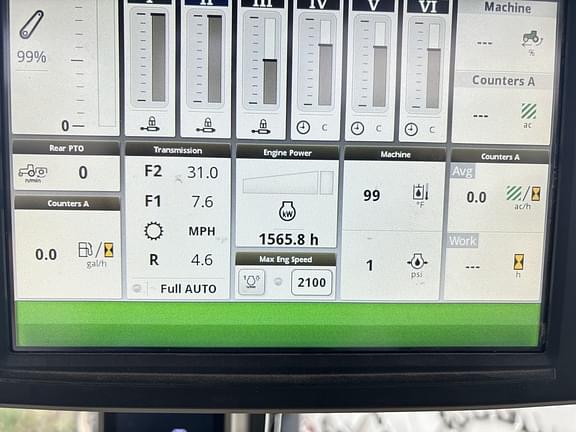 Image of John Deere 8R 340 equipment image 3