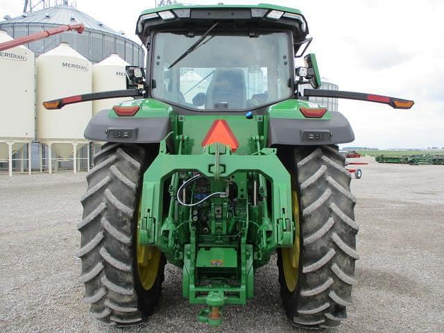 Image of John Deere 8R 340 equipment image 4