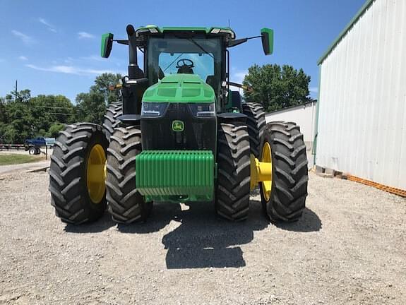 Image of John Deere 8R 340 equipment image 4