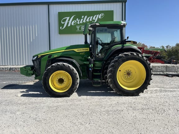 2021 John Deere 8R 340 Equipment Image0