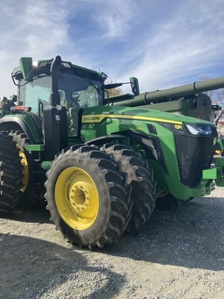 Main image John Deere 8R 340