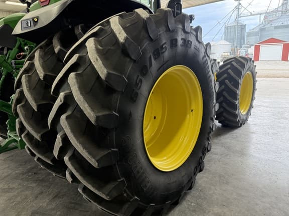 Image of John Deere 8R 340 equipment image 3