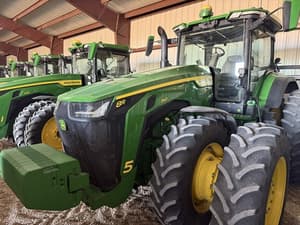2021 John Deere 8R 340 Image