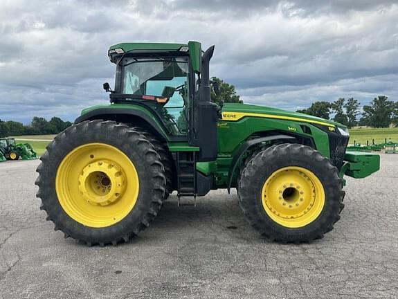 Image of John Deere 8R 340 equipment image 3