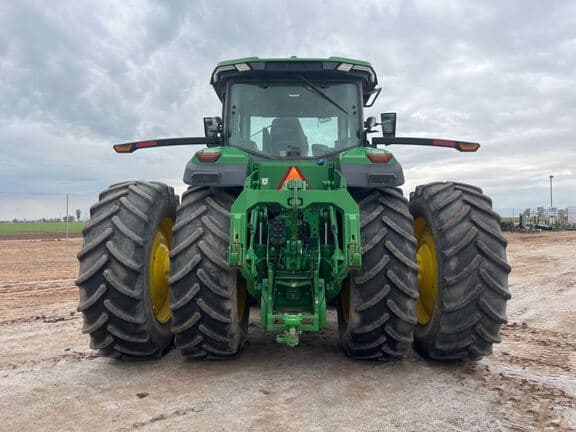 Image of John Deere 8R 340 equipment image 3