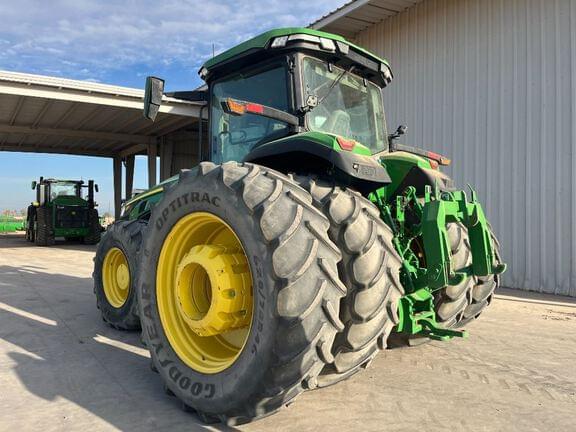 Image of John Deere 8R 340 equipment image 2