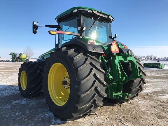 Image of John Deere 8R 340 equipment image 2